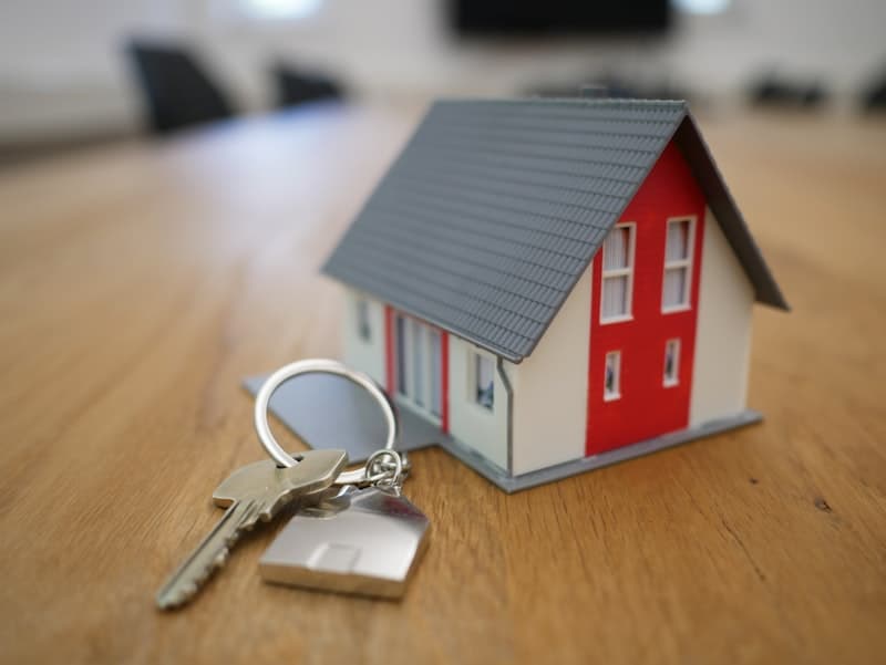 Sleutels en huis, oriëntatie op je hypotheek